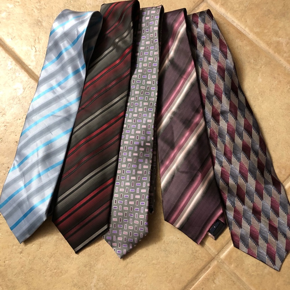 VanHeusen Tie collection